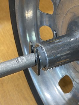 Proutěný kočárek - částečná renovace