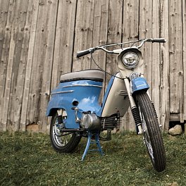 Jawa 250/353 Kývačka